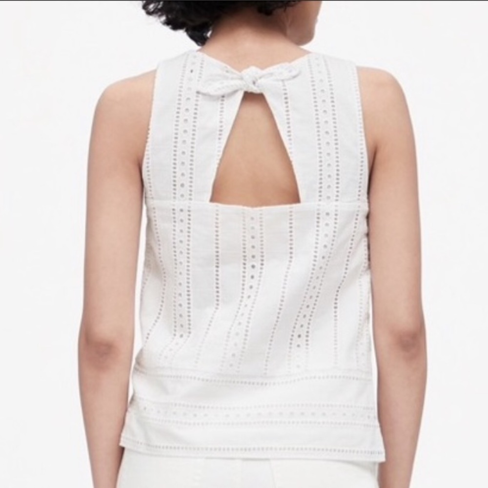 BANANA REPUBLIC Petite Eyelet Bow-Back Tank
